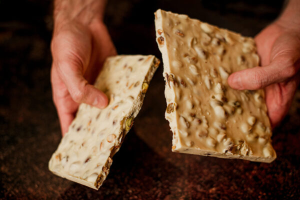 Afrikoa 30% White Chocolate Slab with Pistachio and Vanilla